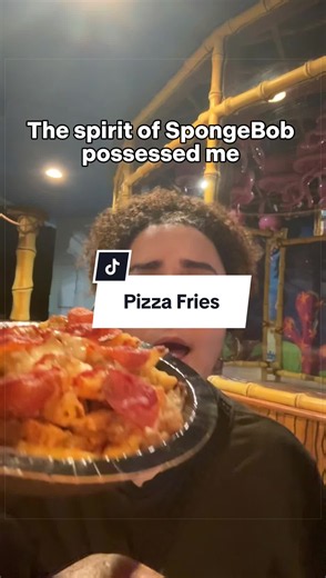 SpongeBob Haunting Halloween Horror Nights 35? Pizza Fries! 💀