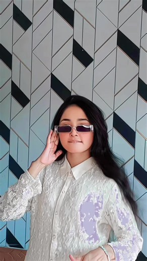 Amber Live 05: Watch the Latest TikTok Live Stream Video