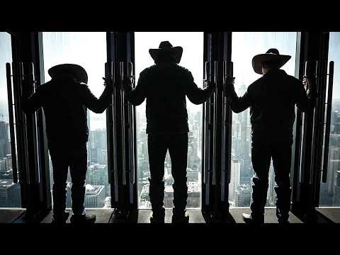 Chicago City Tour: PBR Bull Riders Take On The Windy City!