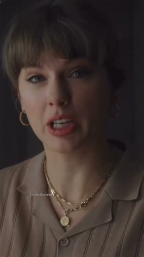 Taylor Swift talking about premiering Patient Zero music video on MTV VMAs...