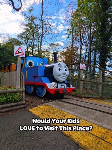 Looking for an unforgettable family day out in the UK? Thomas Land at Drayton Manor Resort is a dream come true for little Thomas & Friends fans! With themed rides, interactive attractions, and plenty of family-friendly fun, it’s the perfect adventure for younger children! 🎢 Explore Europe’s only Thomas Land, enjoy exciting rides, meet your favourite characters and make magical family memories together! 🏨 Want to turn your visit into a family getaway? Stay at the on-site Drayton Manor Hotel an