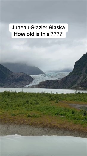 Juneau Glacier sightseeing in Alaska