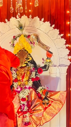 Debashryee Nandi on Instagram: "Ma🌺#shamsundari"