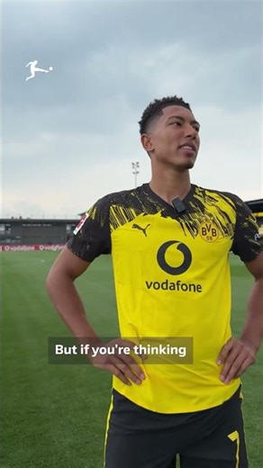 Space, the training ground, or a dream getaway? 🚀⚽😎 where would these starts choose to go? 👀🔍