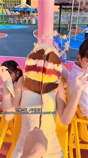 cut the cake #shorts #cosplay #kpopdemonhunters #huntrix #shortsfeed