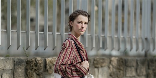 How a $3 Grocery Bag Became an International Status Symbol