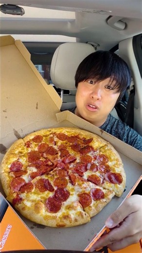 Little Caesars New $4.99 Pizza Deal Is UNBEATABLE 🔥