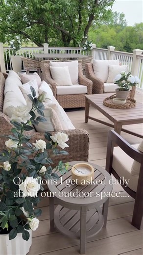 Outdoor Living: Deck & Furniture Reveal