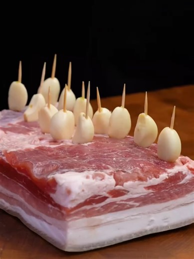 taught all my friends how to make the most tender pork! Ingredients garlic: 100 g (3.5 oz) pork belly: 1 kg (2 lb) OVER STEAM BATH: 30 MIN coarse salt: 3 g (0.1 oz) sweet paprika: 1 g (0.0 oz) vegetable oil: 15 ml (0.5 fl oz) onion: 2 pc garlic: 20 g (0.7 oz) mushrooms: 150 g (5.3 oz) sweet paprika: 1 g (0.0 oz) herbs of Provence: 1 g (0.0 oz) pickled cucumbers: 150 g (5.3 oz) beer: 300 ml (10 fl oz) Sauce black peppercorns: 2 g (0.1 oz) butter: 100 g (3.5 oz) salt and black pepper mixture: 2 g 