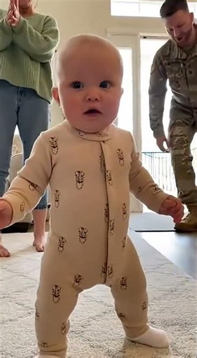 Baby Takes First Steps… Then Soldier Dada Walks In and Everything EXPLODES 😭🇺🇸