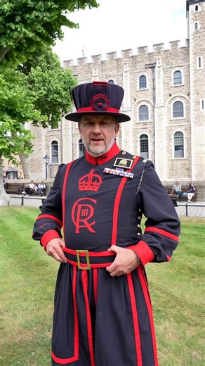 #OTD in 1953, Queen Elizabeth II's coronation took place at @wabbey 👑🎥 Yeoman Warder Andy Harris shares his memories of the late Queen in support of the Queen Elizabeth Digital Memorial, a celebration of Britain’s longest reigning monarch created by @cabinetofficeuk (1/2) ⬇️