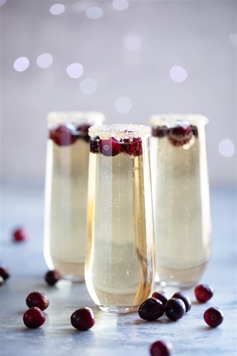 You only need 3 ingredients to make this easy Holiday Punch! And it's perfect for the whole family! Get the full printable recipe here: https://www.tasteandtellblog.com/holiday-punch-recipe/ | Taste and Tell