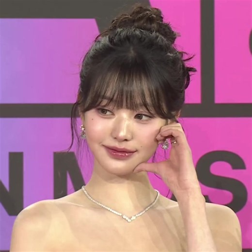 Jang Wonyoung is a South Korean singer, model, and television personality, best known as a member of the popular K-pop girl group IVE. She was born on August 31, 2004, in Seoul, South Korea. Wonyoung first gained recognition in 2018 after winning the survival show Produce 48, which led to her debut as a member of IZ*ONE. After the group disbanded in 2021, she debuted with IVE in December of the same year. She is widely admired for her elegant visuals, tall figure, confident personality, and grac