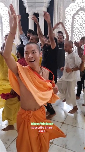 iskcon Vrindavan darshan gurupuja kirtan #iskcon #vrindavan #darshan #kirtan #shorts #viral #krishna