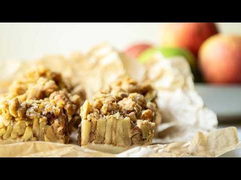 The Best Salted Caramel Apple Pie Bar Recipe (Full recipe in description)