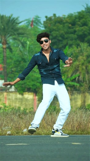 Najron Mein Chhupa Le Shorts Feed #Sabbiralikhan #youtubeshorts #trendingdance #foryou #love #song