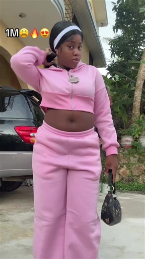 Merci beaucoup 🙏❤️ekri@Zikapurpple💜Zikanastiefashion nap jwenn complet sou mw an#haitiantiktok🇭🇹 #layouyou