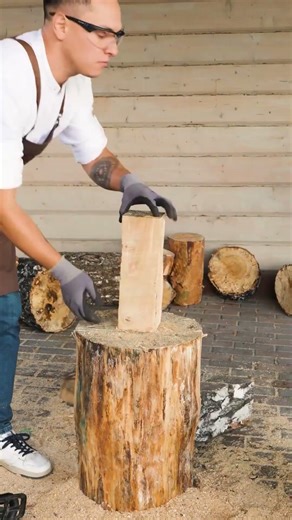 From Rusty Chain to Radiant Lamp!💡✨