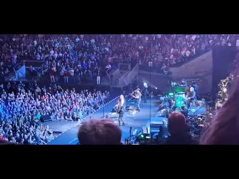 Badlands - Bruce Springsteen live 4/13/2026 at Chase Center SF CA