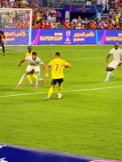 Cristiano Ronaldo Insane Skills ⚽🔥