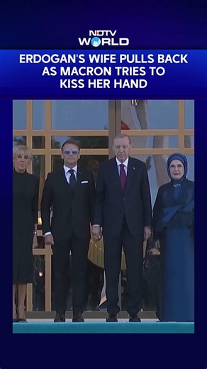 Macron Turkey Visit | Erdogan's Wife Pulls Back As Macron Tries To Kiss Her Hand