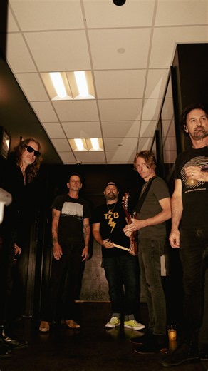 Passing the phone: Candlebox edition 🫠