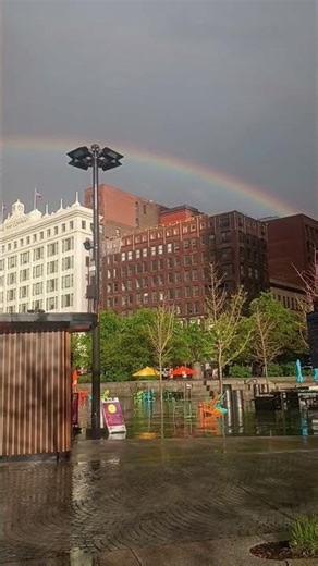A LARGE RAINBOW APPEARED AFTER A SEVERE THUNDERSTORM 🌈 #rainbow #afterthestorm #weatherfootage