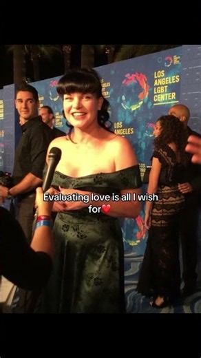 #singer #documentary #filmmaker #actress #love #newmovie #pauleyperrette #music #markharmon #fyp