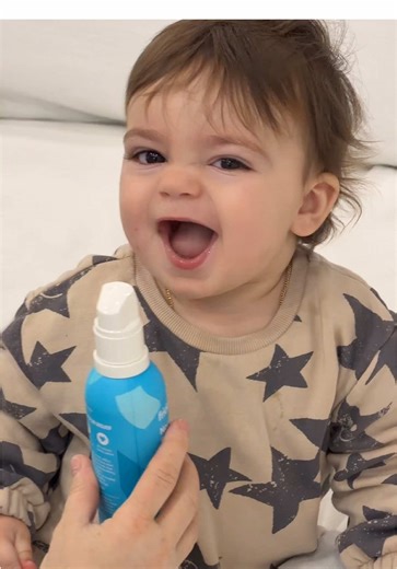 Elian's Love for Frida Saline Mist