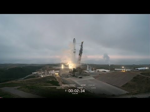 SpaceX Falcon 9 rocket launches Starlink Satellites