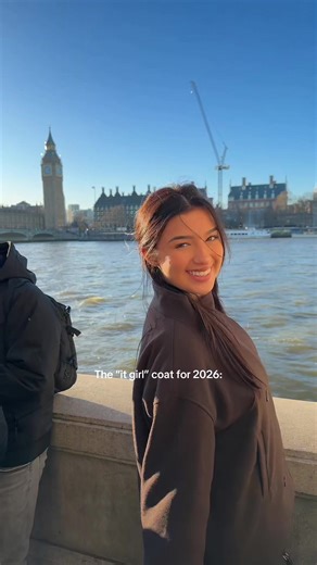 Trench Coats and Ballerina Slippers: 2026 Fashion Trends