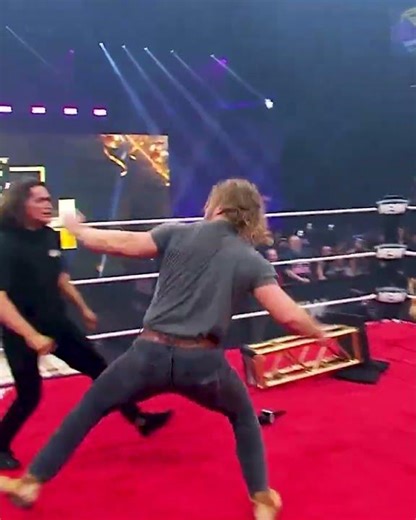 #HangmanPage & #SwerveStrickland go WILD on security!