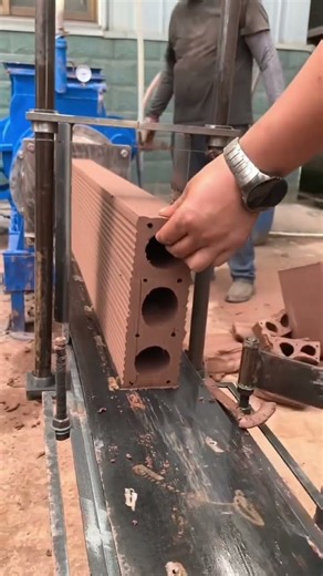 How Hollow Clay Bricks Are Cut With a Powerful Brick Cutting Machine