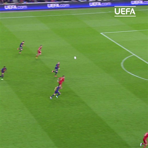 🇪🇸 Barcelona 0-3 Bayern Munich 🇩🇪13 years ago today! Goals: Robben (49'), Pique (OG 72'), Müller (76').