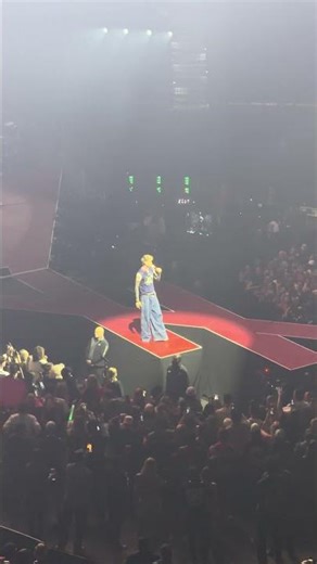 mgk - alpha omega (Live in Tampa, FL | December 19th 2025 | 4K)