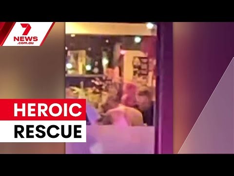 Off-duty officers stabbed protecting teenage worker | 7NEWS
