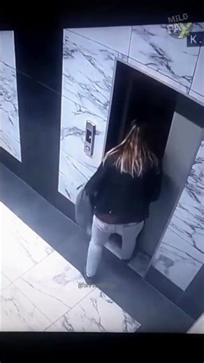 Who’s Responsible for This Elevator Incident? 😨⚠️