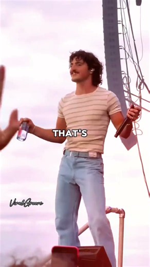 Benson Boone Is Taylor Swift's BIGGEST Fanboy 😭💀#bensonboone #shorts #concert