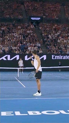 Carlos Alcaraz from DEFENSE to ATTACK! 😱