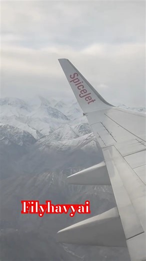 Flight ￼ SpiceJet #satus ￼￼ #travel #trending #viral #sorts #havai #yatara #spicejet #airport #flya