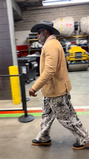 Deion “Prime Time” Sanders strolls Huntington Bank Field to embrace his son, Shedeur, after Cleveland’s win over Pittsburgh. 🤠🙌 Video: Paris McGee Jr, Clevelanddotcom | cleveland.com