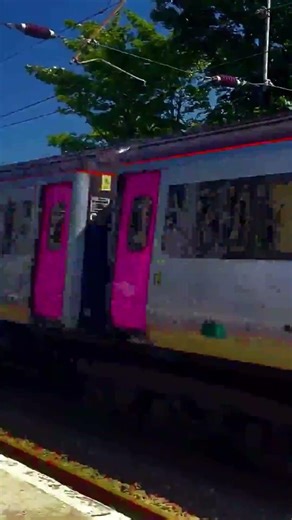 XC 43302 & 43285 passes Rugeley Town #trainrealworld reframe