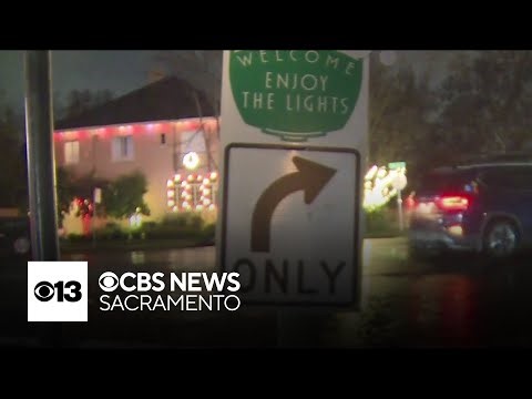 Mystery traffic signs appear among Christmas crowds in Sacramento's Fab 40s