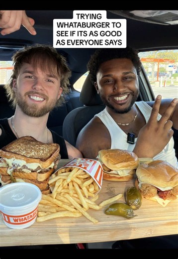 Swollenbacks Try Whataburger for the First Time: Is It Worth It?