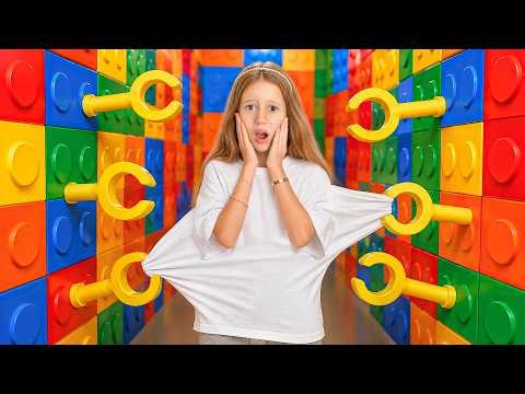 Nastya and the maze challenge for friends