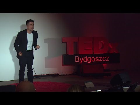 Rewiring: Mastering a second language | Maciej Baranowski | TEDxBydgoszcz