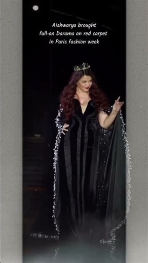Aishwarya Rai Brings Full-On Drama to Paris Fashion queen 👑🔥#AishwaryaRai #ParisFashionWeek #shorts