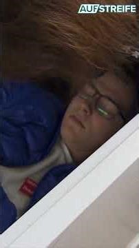 Mann in Gefriertruhe eingesperrt! #aufstreife #polizei #crime #sat1