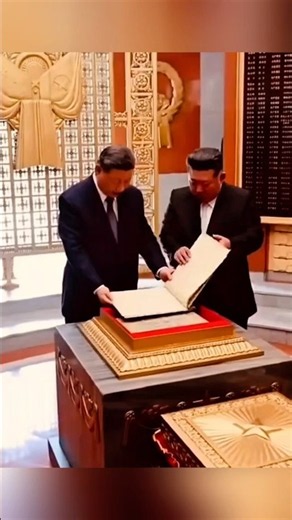 Chairman Kim Jong Un welcomes Chinese leader Xi Jinping #kimjongun #xijinping #northkorea #china