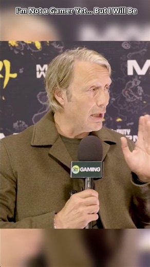 Mads Mikkelsen PROMISES He'll Become a Gamer?! 🎮🔥 | MW4 #Shorts